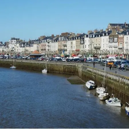 Sur Le Port De Appartement