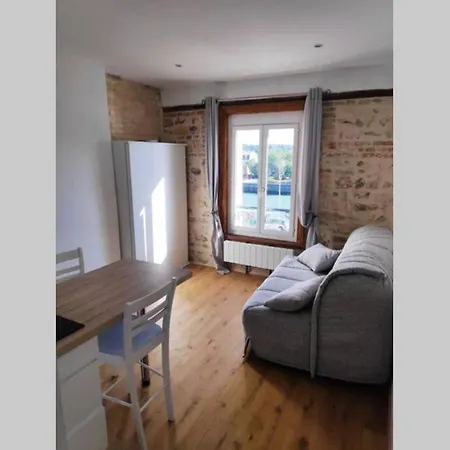 Sur Le Port De * Trouville-sur-Mer