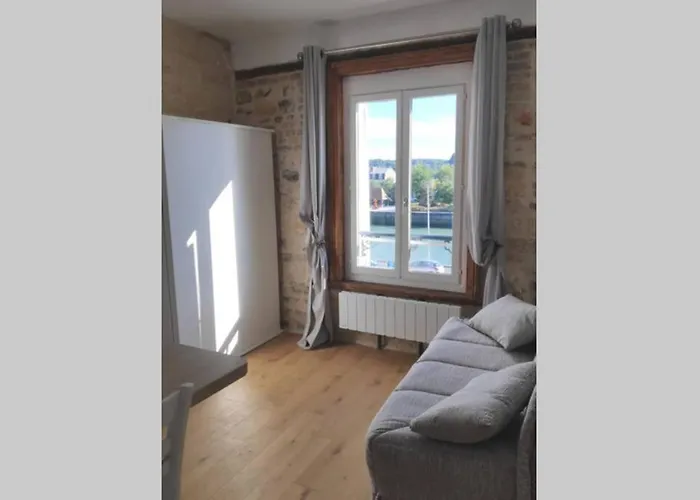 Apartment Sur Le Port De